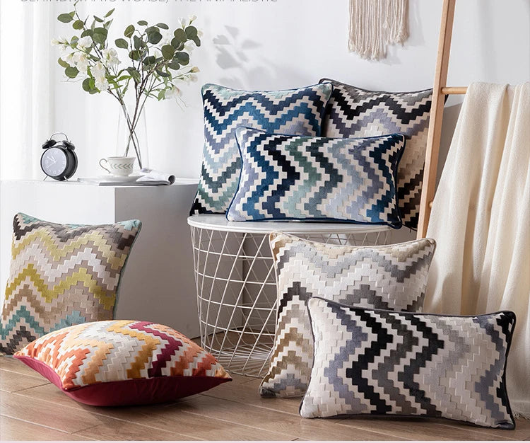 Zigzag Velvet Cushion Cover – 45 × 45 cm