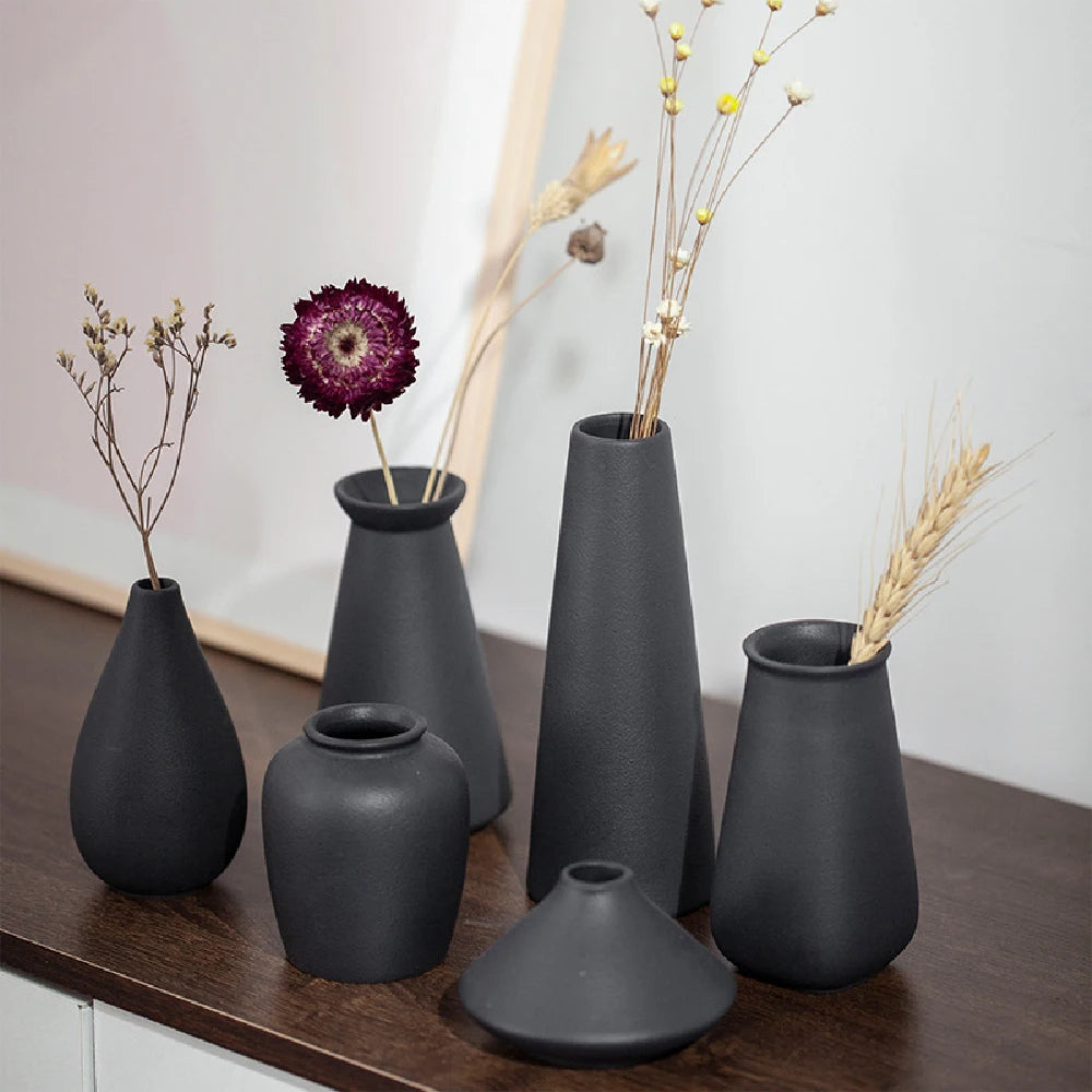 Matte Ceramic Bud Vase – Small Sculptural Shapes