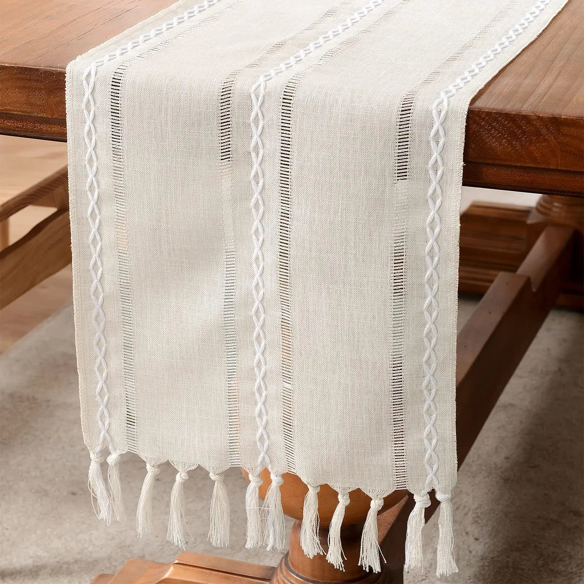 Woven Table Runner with Tassels – 33 × 183 cm