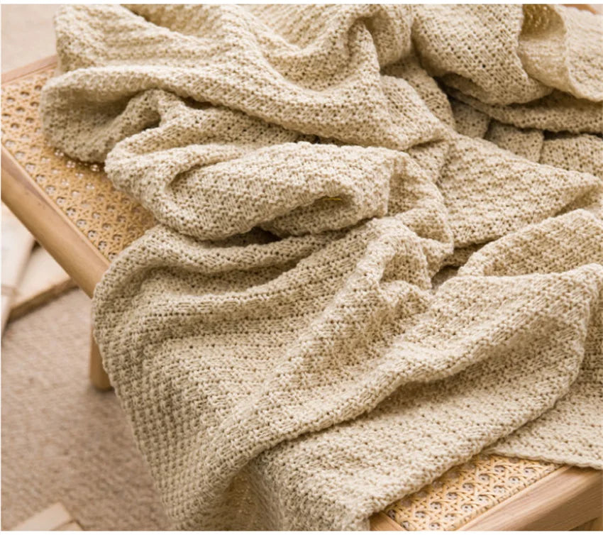 Chunky Knit Throw with Tassels – 130 × 170 cm