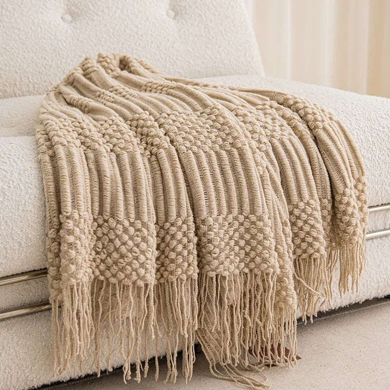Diamond Knit Throw with Tassels – 127 × 172 cm
