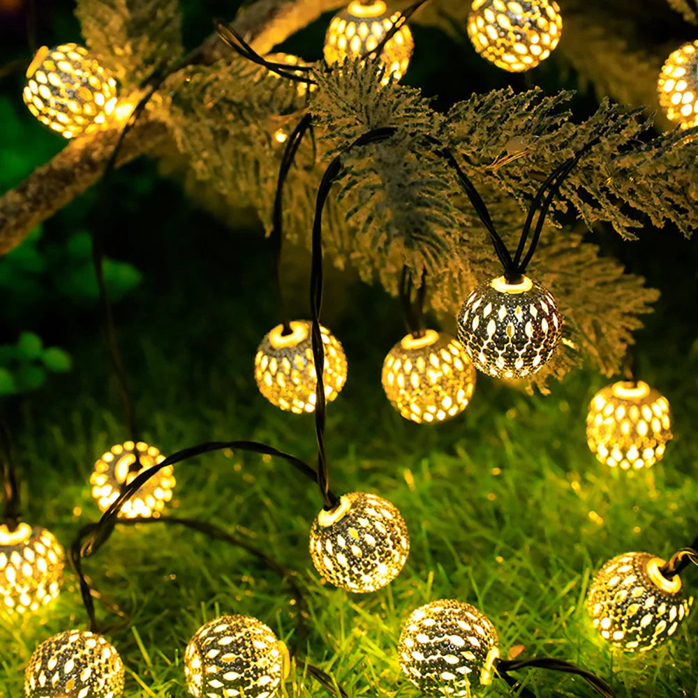 Moroccan Ball Solar String Lights – Warm White
