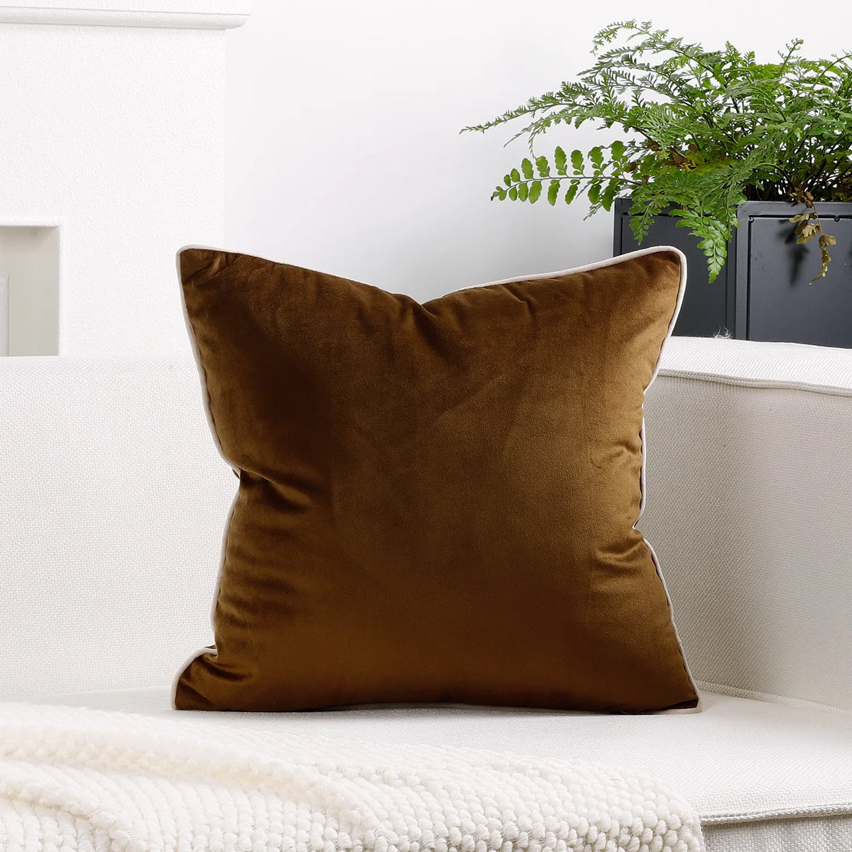 Piped Velvet Cushion Cover – 45 × 45 cm