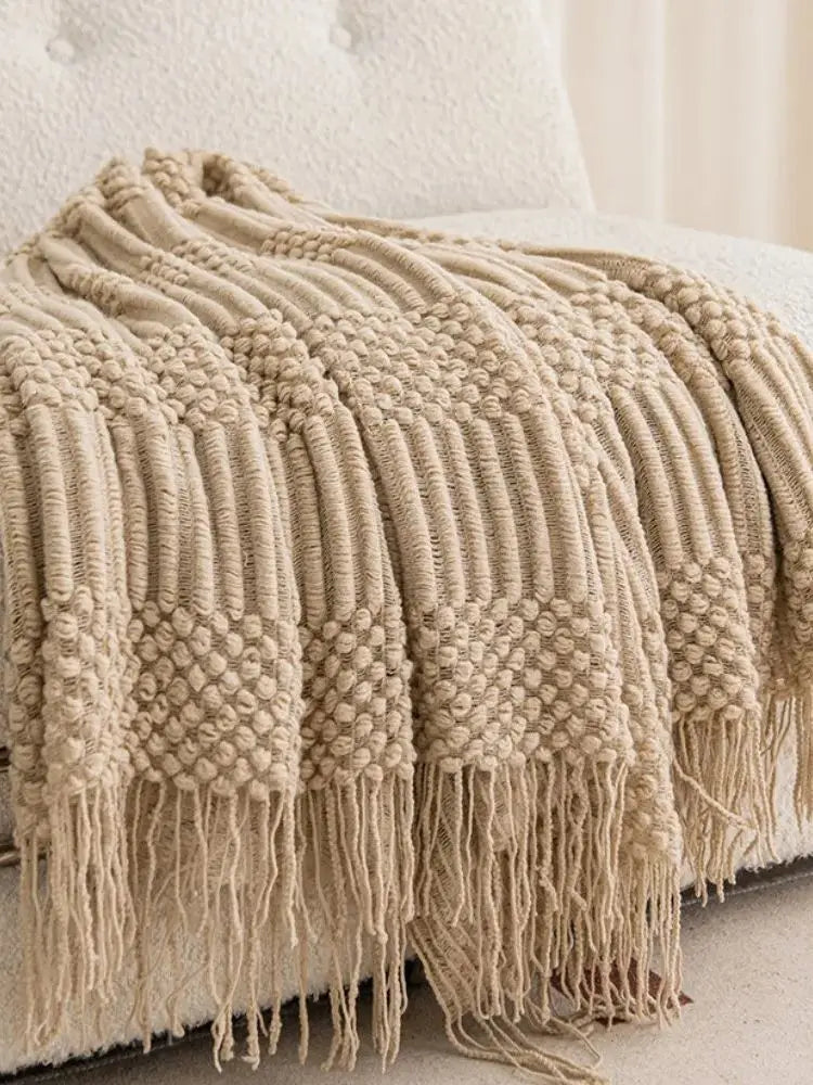Diamond Knit Throw with Tassels – 127 × 172 cm