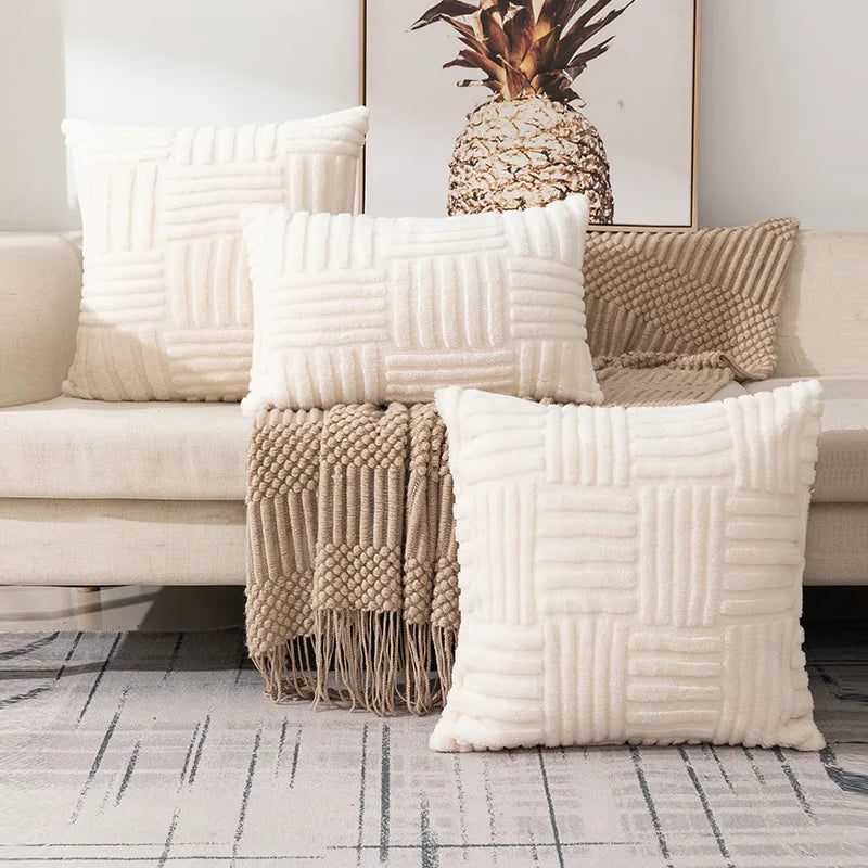 Tufted Plush Cushion Cover – 45 × 45 cm