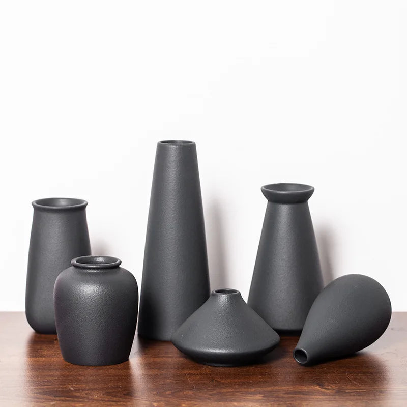 Matte Ceramic Bud Vase – Small Sculptural Shapes