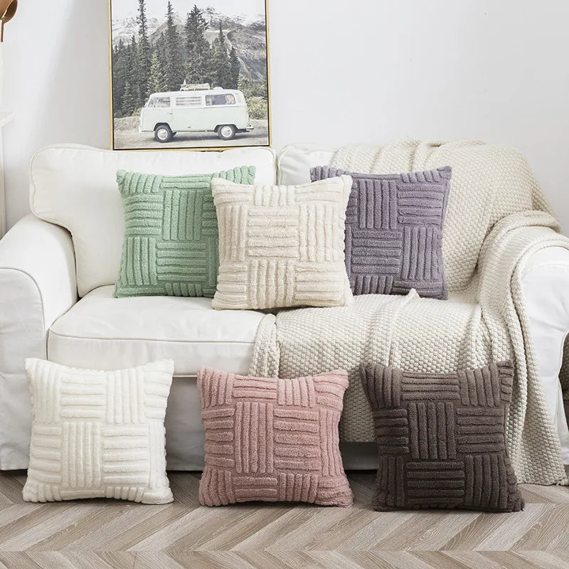 Tufted Plush Cushion Cover – 45 × 45 cm