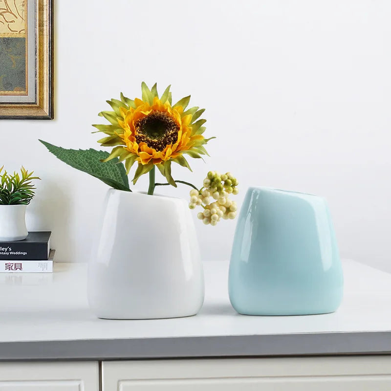 Glazed Ceramic Bud Vase – 11.5 cm