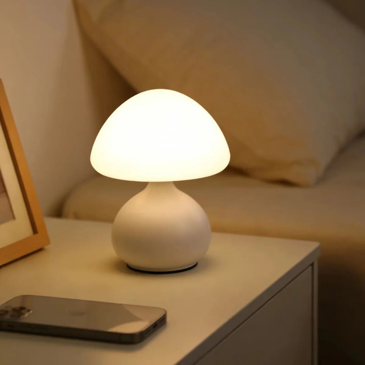 Soft Glow Mushroom Cordless Lamp – Three Light Colours