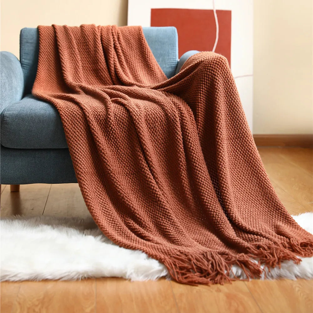 Textured Knit Throw with Fringe – 127 × 172 cm