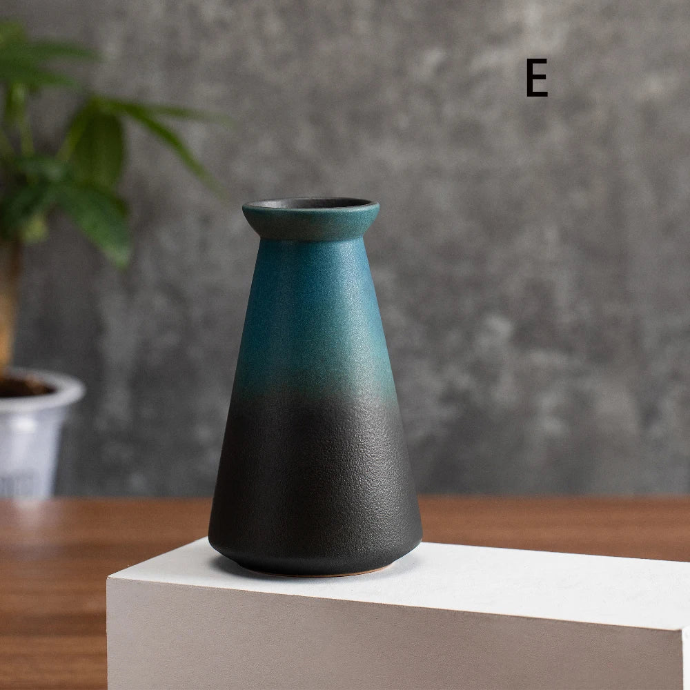 Matte Ceramic Bud Vase – Small Sculptural Shapes
