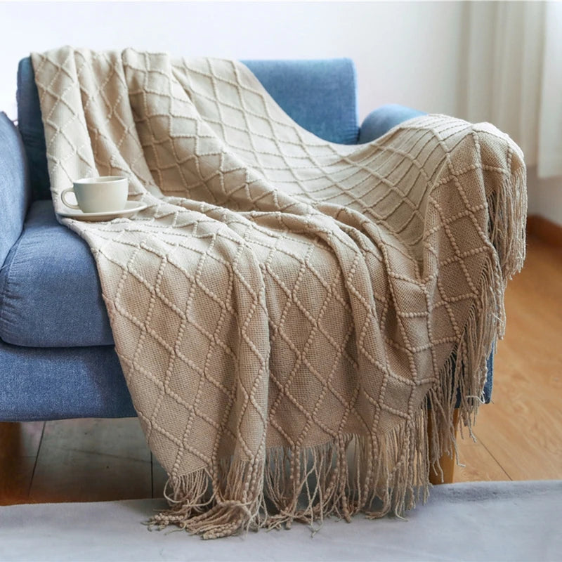 Diamond Knit Throw with Tassels – 127 × 172 cm