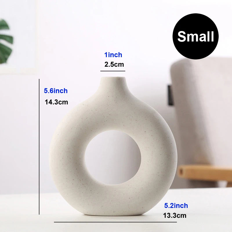 Donut Ceramic Vase – Matte Finish