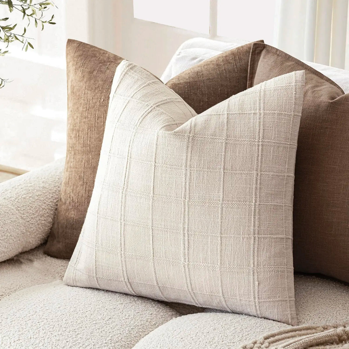 Textured Woven Cushion Covers – Set of 2, 45 × 45 cm