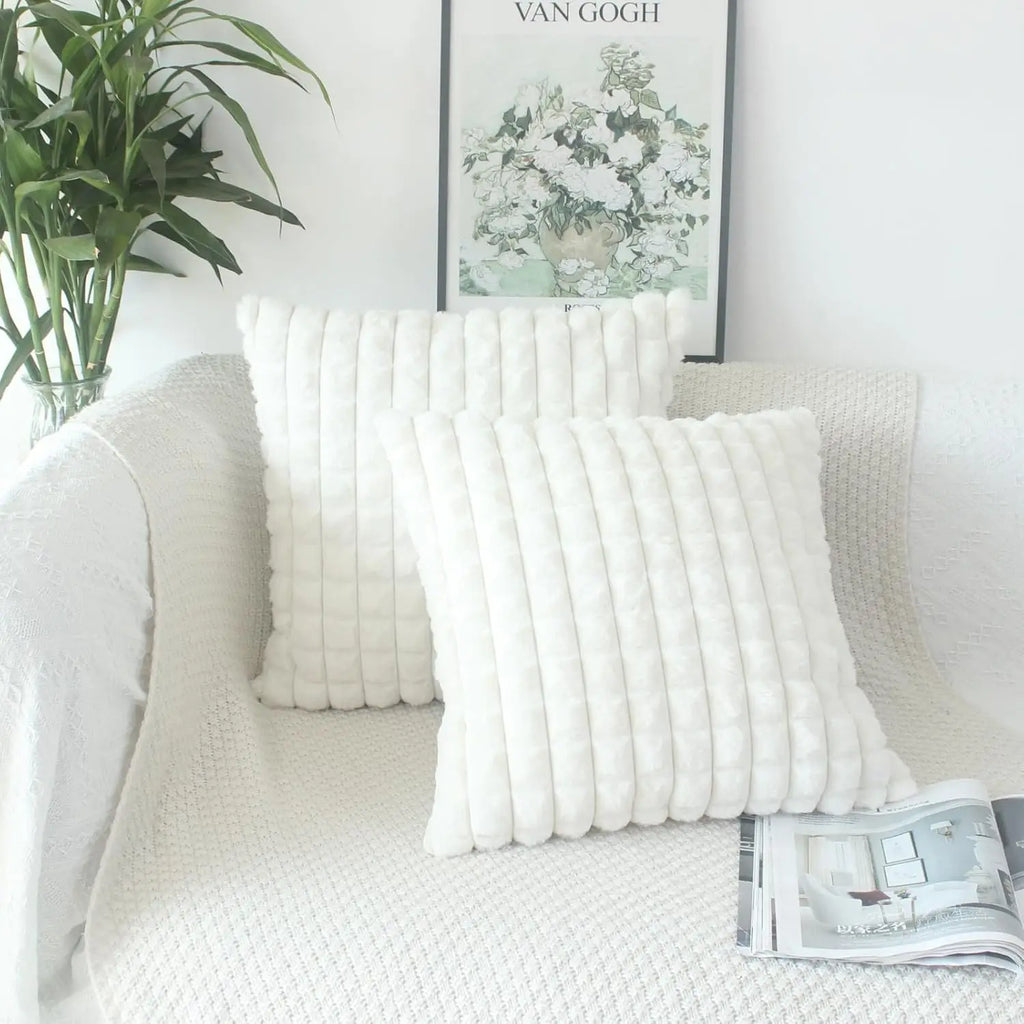 Bubble Plush Cushion Cover – 45 × 45 cm
