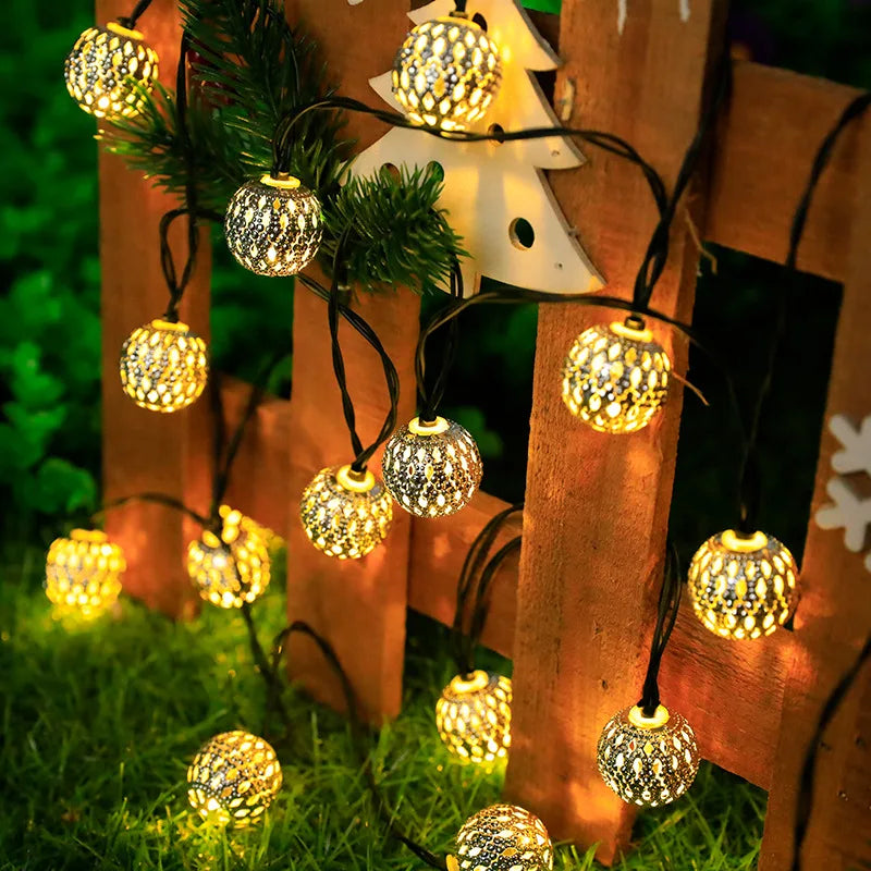 Moroccan Ball Solar String Lights – Warm White