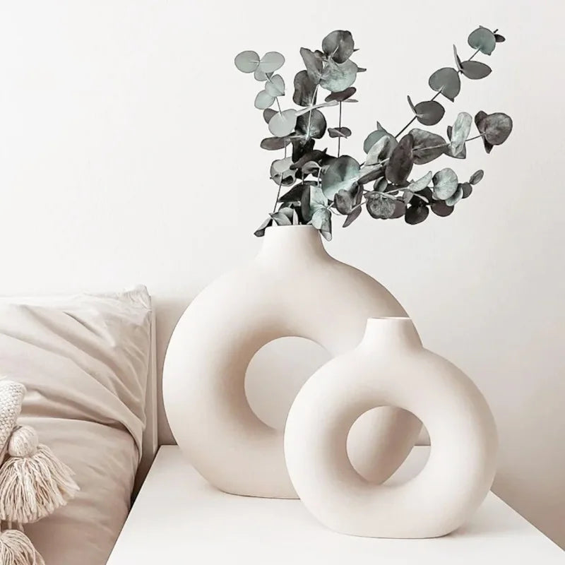 Donut Ceramic Vase – Matte Finish