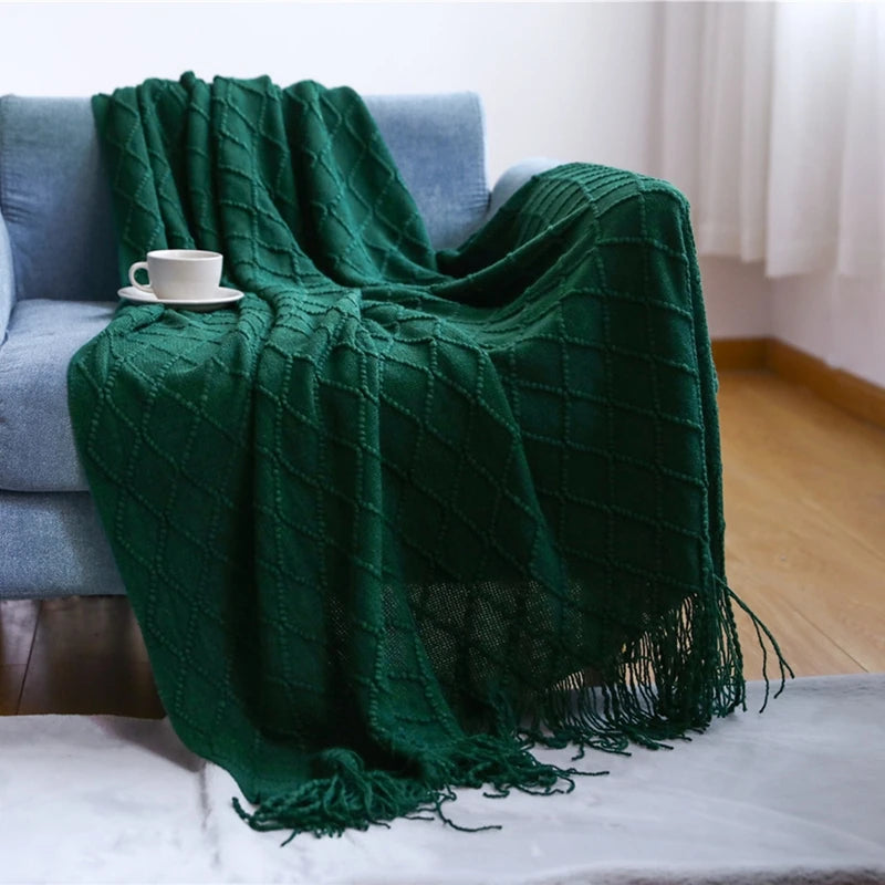 Diamond Knit Throw with Tassels – 127 × 172 cm