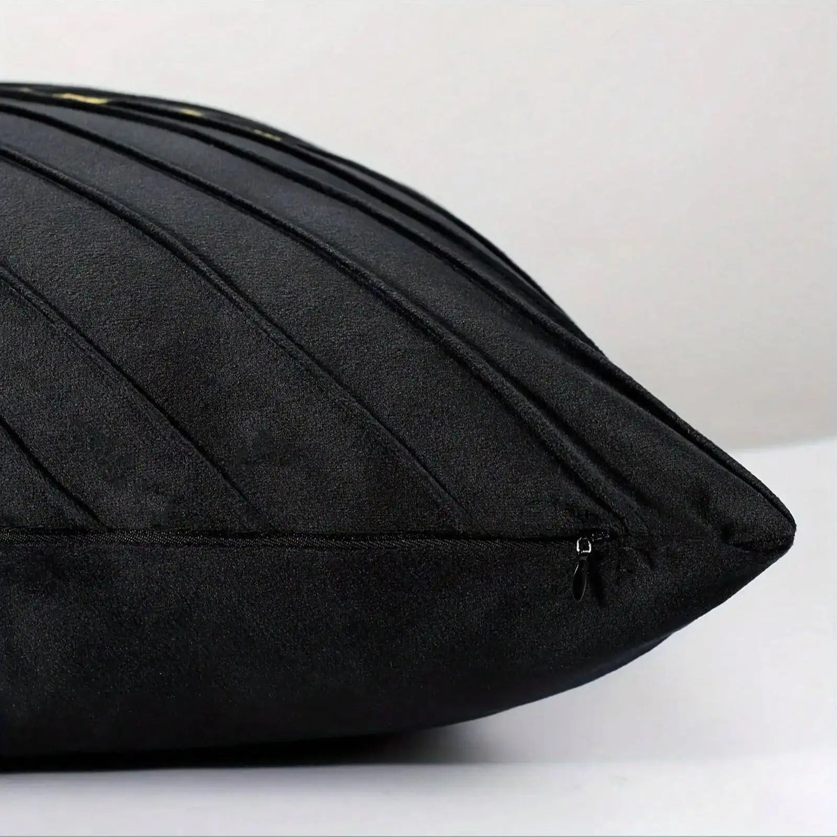 Pleated Velvet Cushion Cover with Gold-Tone Trim – 45 × 45 cm