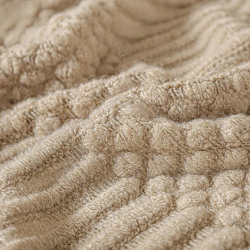 Diamond Knit Throw with Tassels – 127 × 172 cm