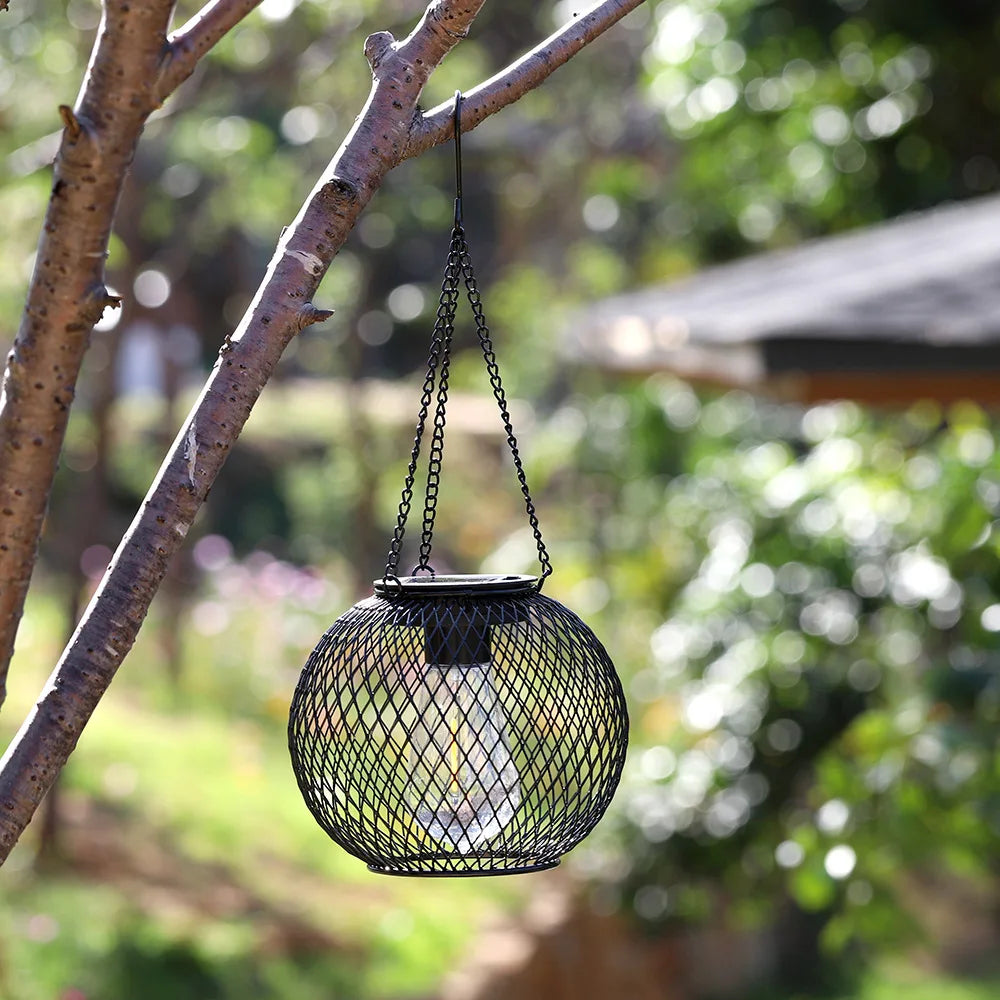 Mesh Globe Solar Lantern – Hanging, Vintage Bulb Look
