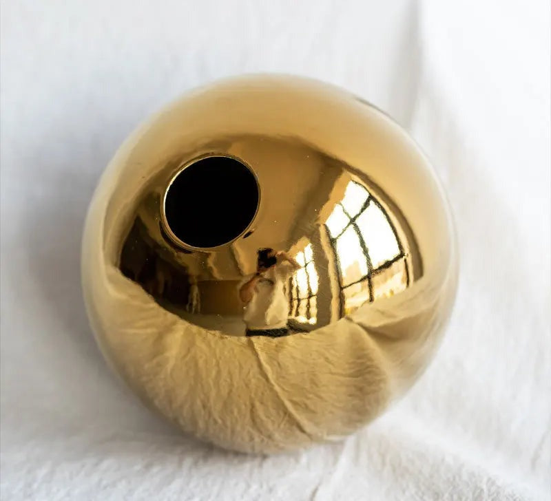 Gold Sphere Ceramic Vase – Mirror Finish